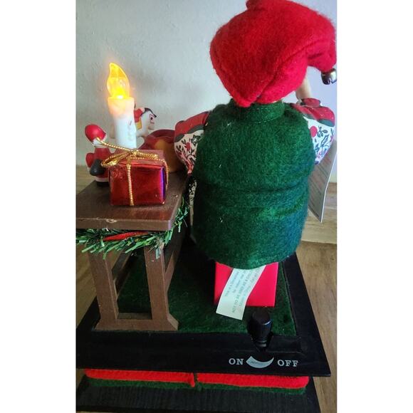 Vintage 1990 Christmas Songs Musical Workshop Elf With Lighted Candle See Pic - Picture 7 of 16
